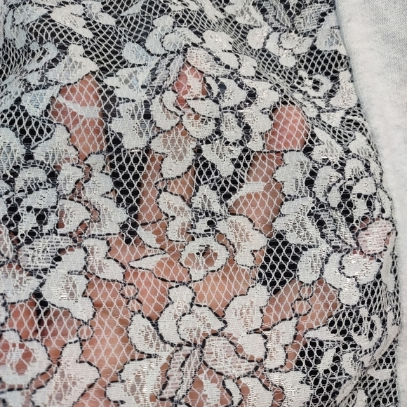 Maurices Women's Blazer Jacket Lace Back Size S - Picture 4 of 6